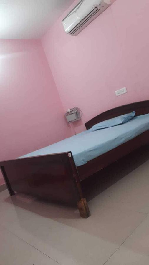 Oyo Hotel Ss Grand Lucknow Zewnętrze zdjęcie